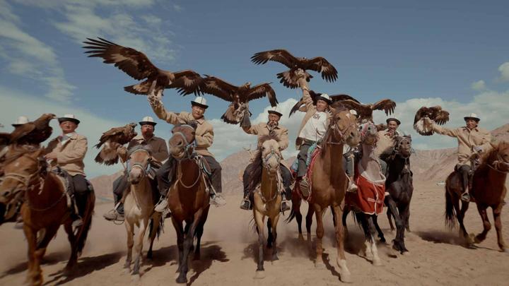 IN XINJIANG 骑·新疆 · 图版 6